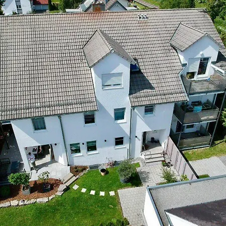 Wohlfuehl-Apartment Irisbluete Mit Privatstrand Friedrichshafen Extérieur photo